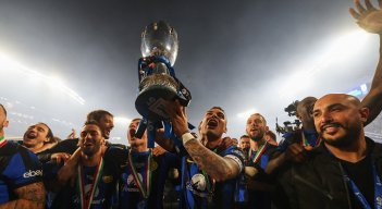 Lautaro Martínez da al Inter su tercera Supercopa de Italia consecutiva