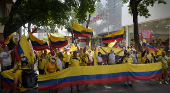 Marcha contra Petro