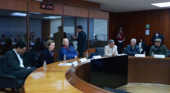 Mesa de diálogos entre el gobierno de Gustavo Petro y el ELN