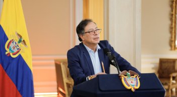 Gustavo Petro - Mancuso