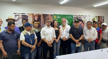 Negociadores de comunidades campesinas del Catatumbo y Gobierno Nacional/Foto cortesía
