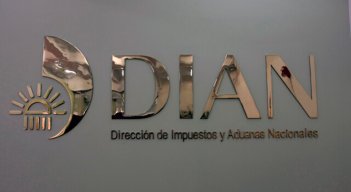 Dirección de Impuestos y Aduanas Nacionales 