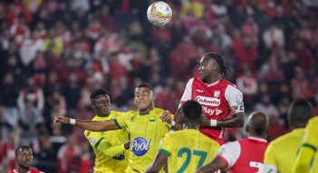 Independiente Santa Fe y Atlético Bucaramanga definen esta noche el primer campeón  del año.