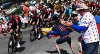 Los ciclistas y equipos participantes en el Tour de Francia deberán tener más cuidado.
