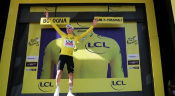 El esloveno Tadej Pogacar (UAE) no le da tregua a sus rivales en el segundo día del Tour.