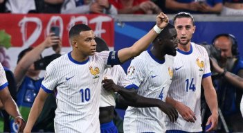 Kylian Mbappé maniobró la jugada del gol para el triunfo de Francia.