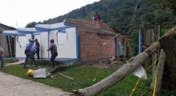 FAMILIAS AFECTADAS POR LLUVIAS EN ARBOLEDAS