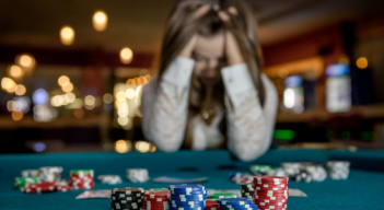 Miles de personas han quedado atrapadas en el mundo de la ludopatía  del que  muy pocas tienen oportunidad de salir, porque siempre pierden el juego. / Foto internet