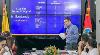 El ministro TIC se reunió con alcaldes de la región, el gobernador William Villamizar y diferentes dirigentes políticos, para presentar los proyectos que beneficiarán al departamento.