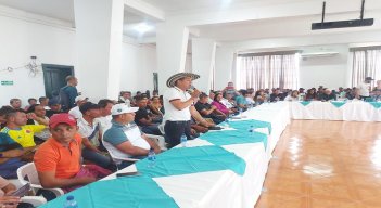 Las mesas de diálogo estuvieron acompañadas por la comunidad internacional./Foto: Cortesía / La Opinión