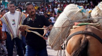 El alcalde de El Tarra, Eyder Robles Ortiz, anunció el mercados campesinos seguirán./Foto cortesía