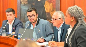 Entre los funcionarios investigados están el ministro de Salud, Guillermo Jaramillo, y el superintendente de Salud, Luis Carlos Leal; así como el expresidente de la Fiduprevisora, Mauricio Marín.