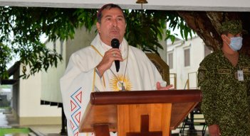 Monseñor Orlando Olave Villanova 