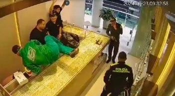 Robo joyería 
