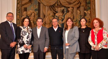 Posesión nuevos ministros. Foto: presidencia