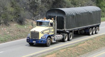 Se estima que este año un transportador iba a pagar $2,2 millones, en promedio, por la Estampilla Prodesarrollo Fronterizo a la Secretaría de Hacienda./ Foto Archivo