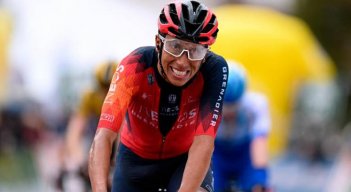 Tras presentar problemas en la espalda, Bernal se tuvo que bajar de los Juegos Olímpicos y de la Vuelta a España.