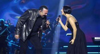 Pepe Aguilar junto a su hija Ángela Aguilar. / Foto Colprensa