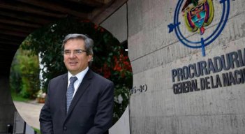 El exsenador fue elegido con 13 votos por la Sala Plena de la Corte Suprema