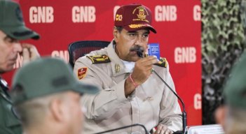 Nicolás Maduro dijo que los españoles son "agentes encubiertos" del CNI. / Foto: Colprensa