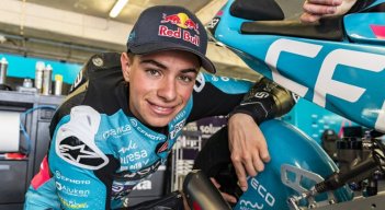 David Alonso, Campeón Mundial de Moto3, en presente año.