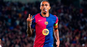 Raphinha marcó un triplete con el Barcelona ante el Bayern. 