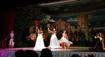 Como un regalo de Navidad la Escuela de Cultura y Bellas Artes de Ocaña ofrece un musical de fin de año.