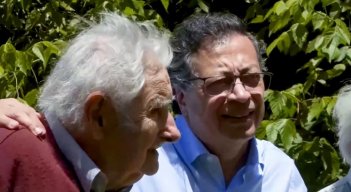 Petro y Pepe Mujica en Uruguay