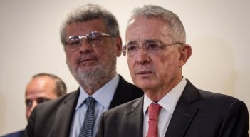 Juicio contra Álvaro Uribe. / Foto: Colprensa / La Opinión