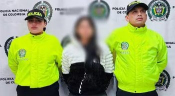 Mujer-detenida
