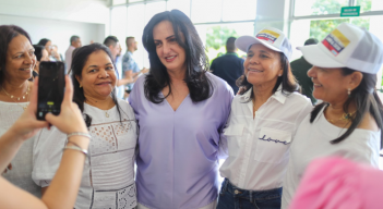 Maria Fernanda Cabal presidente