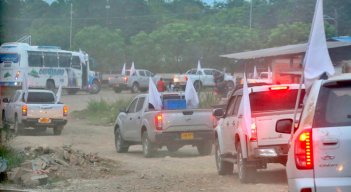 Caravana por la Paz. Foto Carlos Ramírez