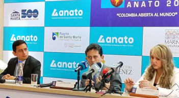 Juan Manrique, viceministro de Turismo; Luis Carlos Reyes, ministro de Comercio y Paula Cortés, presidenta ejecutiva de Anato. / Foto Leonardo Favio Oliveros-La Opinión
