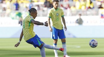 La Canarinha alista toda su artillería para enfrentar a  Colombia.