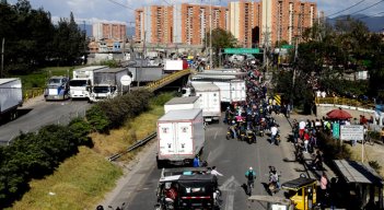 Bloqueos derivados del paro arrocero en Colombia