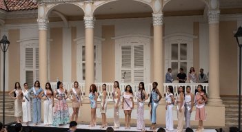 El certamen juvenil MIss Teen Norte de Santander inició su camino con la imposición de bandas.