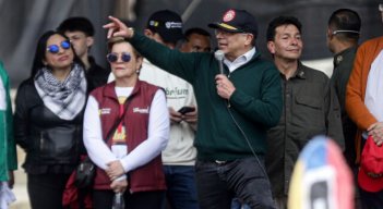 PETRO Y EL M-19