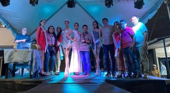 Liliana Jiménez, representante del barrio Navarro Wolf, se quedó con la corona.