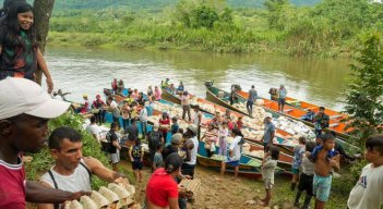 La Agencia de Desarrollo Rural coordina la entrega de canastas alimentarias en los resguardos indígenas del Catatumbo.