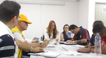 Encuentro Gloria Miranda y catatumberos