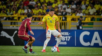 Santiago Londoño, Colombia vs. Venezuela Sub-17. 