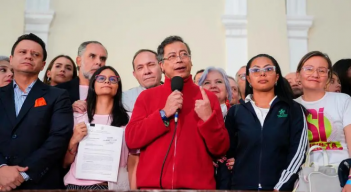El senado discutirá la conveniencia de la consulta popular