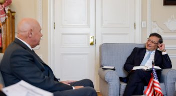 La reunión sorpresa entre Petro, Sarabia y  John Mcnamara