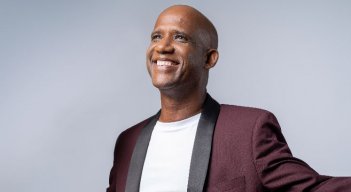 ‘Amor Bonito’, el emotivo regreso de Jandy Feliz al merengue.