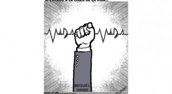 Aferrado a la linea de vida