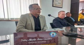 Cuatro años después, el concejal que le pegó a la compañera sentimental fue suspendido por la Procuraduría Provincial de Ocaña.