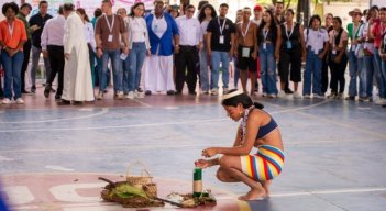 Los jóvenes de varios países consolidaron las propuestas para lograr la convivencia pacífica de los pueblos en paz con la naturaleza. / Foto Cortesía