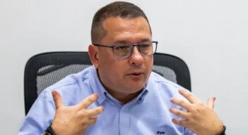 SECRETARIO DE PAZ. 