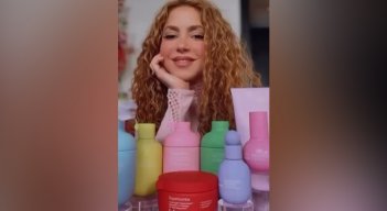 SHAKIRA. 