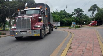 Queda rotundamente prohibida la circulación de tractomulas en las calles céntricas de Ocaña.